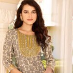 Top Stylish Designer Kurti to Wear with Jeans